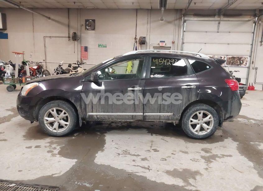 Photo 14 of 2011 Nissan Rogue SV (VIN JN8AS5MV6BW309459)
