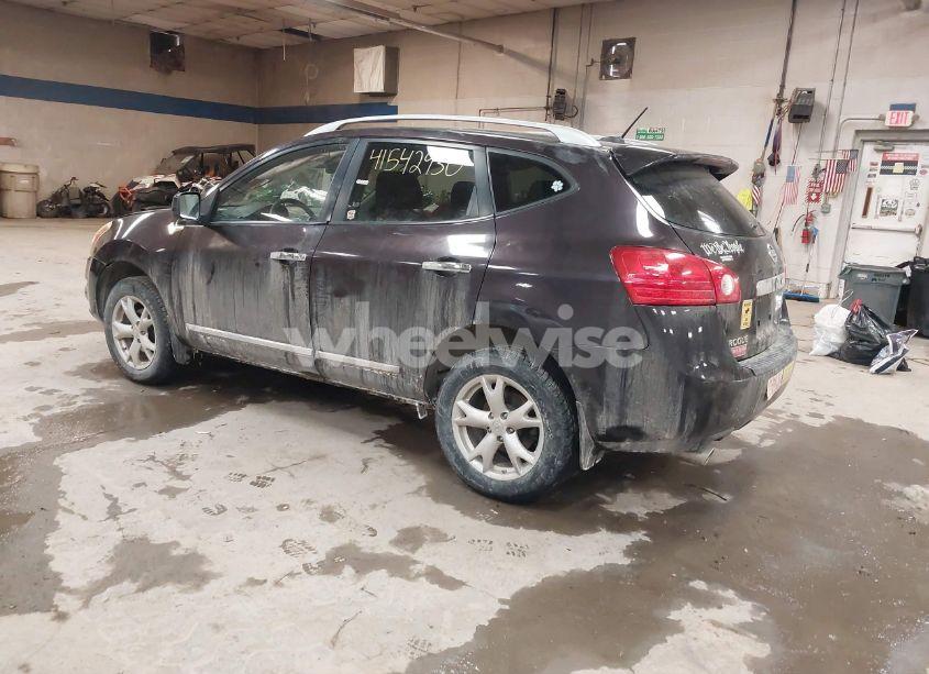 Photo 3 of 2011 Nissan Rogue SV (VIN JN8AS5MV6BW309459)