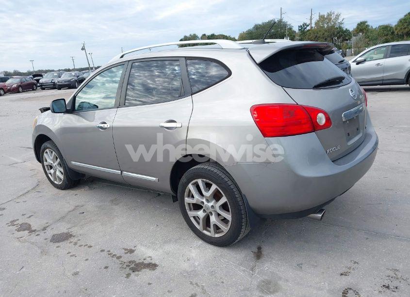 Photo 14 of 2011 Nissan Rogue SV (VIN JN8AS5MV6BW311535)