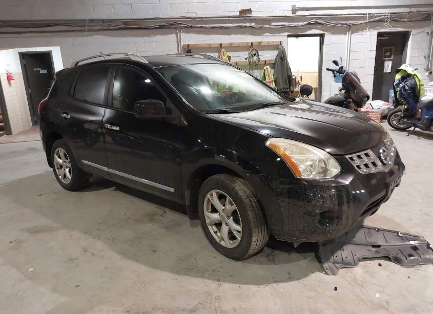 2011 Nissan Rogue SV (VIN JN8AS5MV6BW676717) main photo