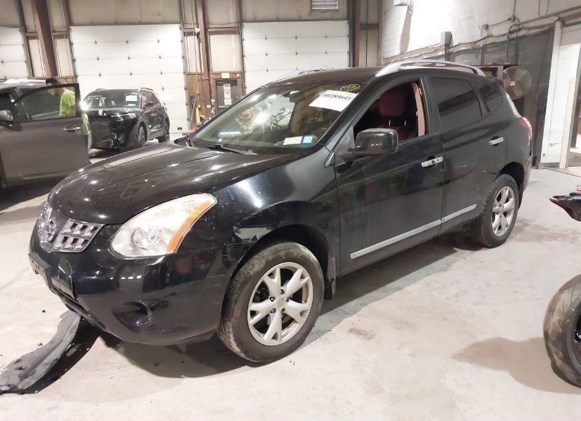 Photo 2 of 2011 Nissan Rogue SV (VIN JN8AS5MV6BW676717)