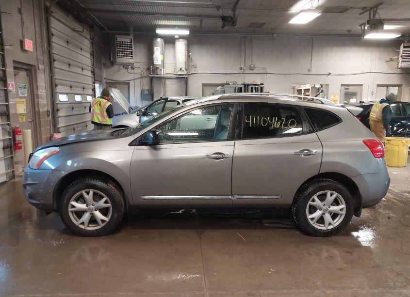Photo 14 of 2011 Nissan Rogue SV (VIN JN8AS5MV6BW678676)