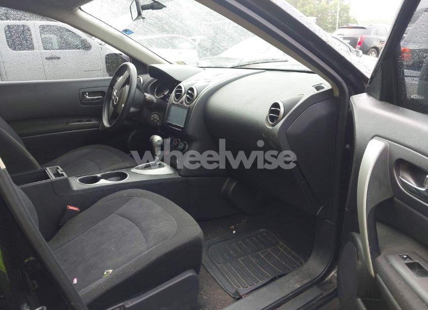 Photo 5 of 2011 Nissan Rogue S (VIN JN8AS5MV6BW690259)