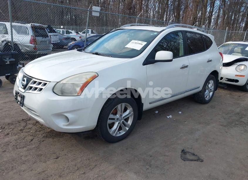 Photo 2 of 2012 Nissan Rogue SV (VIN JN8AS5MV6CW368397)