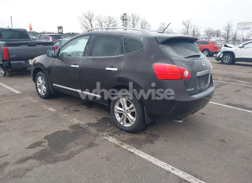 Photo 3 of 2012 Nissan Rogue SV (VIN JN8AS5MV6CW377343)