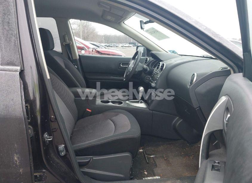 Photo 5 of 2012 Nissan Rogue SV (VIN JN8AS5MV6CW377343)