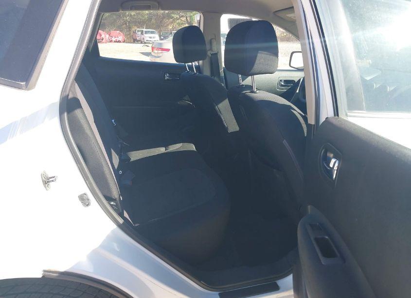 Photo 8 of 2012 Nissan Rogue S (VIN JN8AS5MV6CW383448)