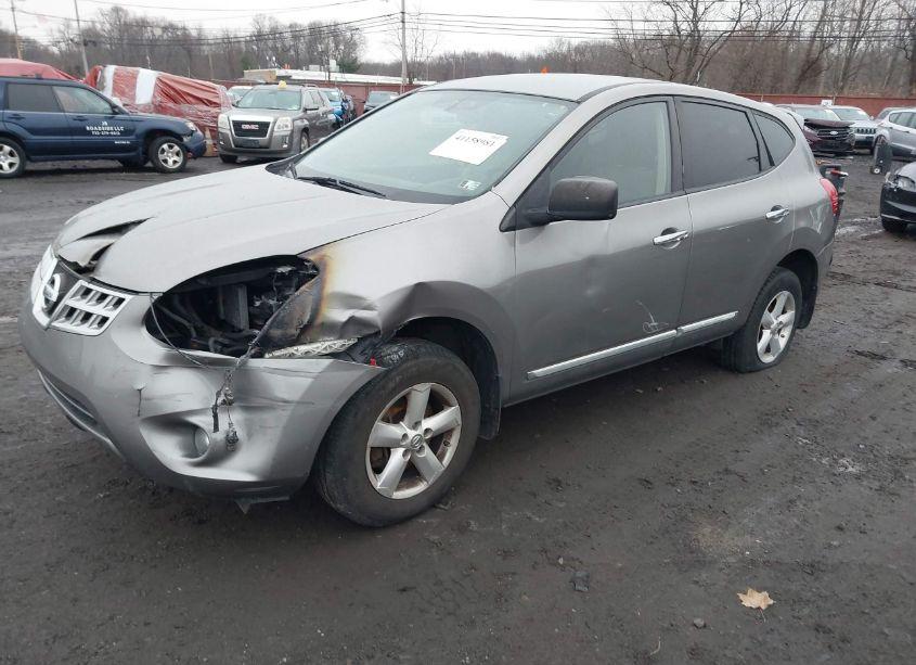 Photo 2 of 2012 Nissan Rogue S (VIN JN8AS5MV6CW399228)