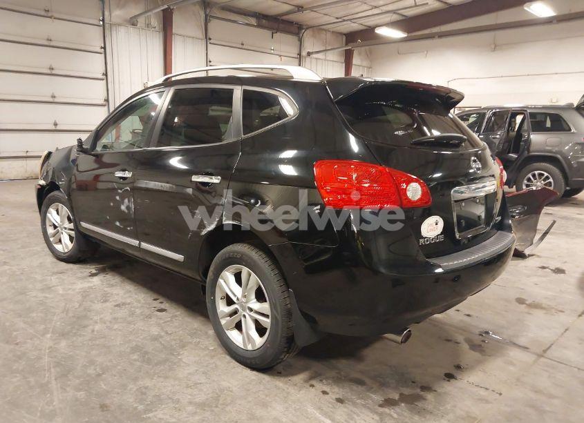 Photo 3 of 2012 Nissan Rogue SV (VIN JN8AS5MV6CW711791)