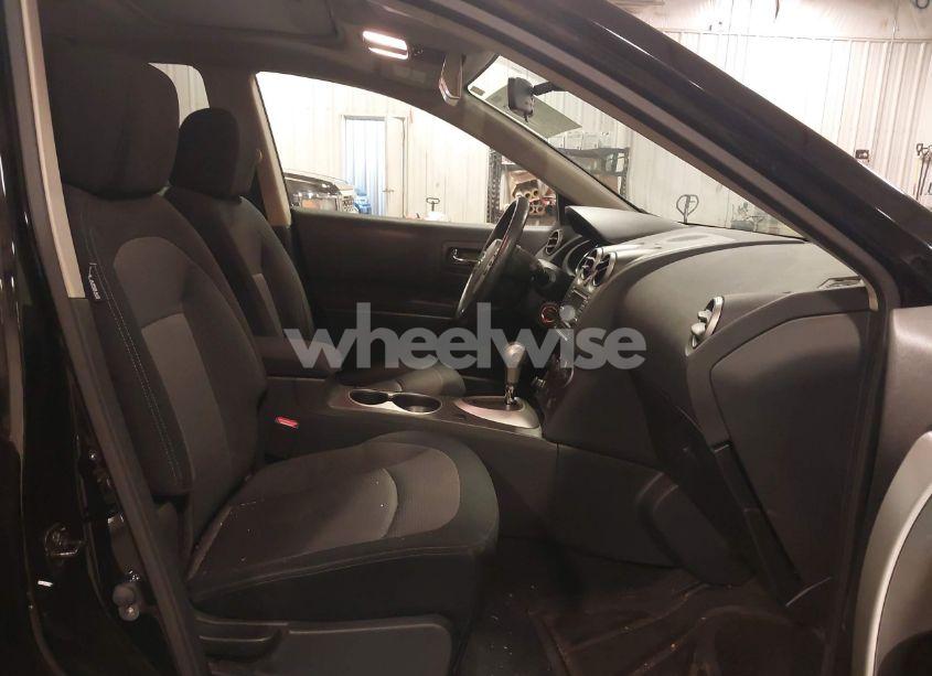 Photo 5 of 2012 Nissan Rogue SV (VIN JN8AS5MV6CW711791)