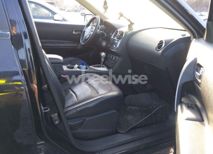 Photo 5 of 2012 Nissan Rogue S (VIN JN8AS5MV6CW716750)