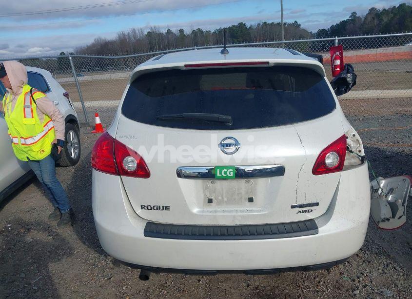 Photo 16 of 2013 Nissan Rogue S (VIN JN8AS5MV6DW100371)