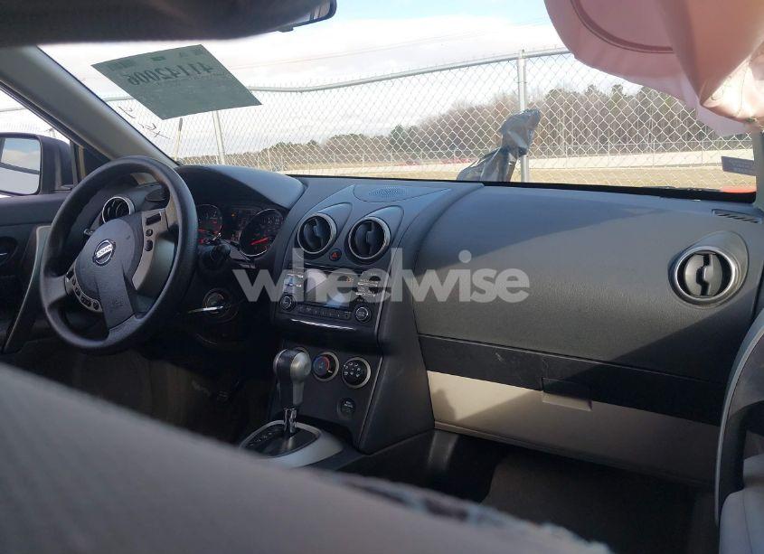 Photo 5 of 2013 Nissan Rogue S (VIN JN8AS5MV6DW100371)