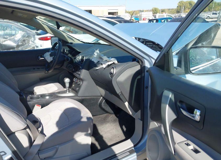 Photo 5 of 2013 Nissan Rogue SV (VIN JN8AS5MV6DW126971)