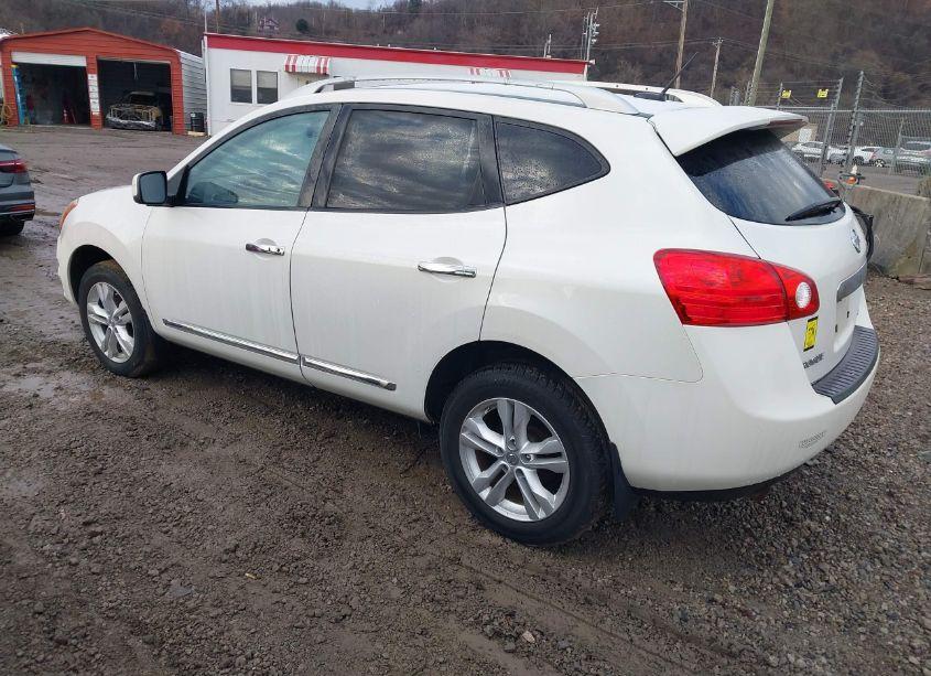 Photo 3 of 2013 Nissan Rogue SV (VIN JN8AS5MV6DW127957)