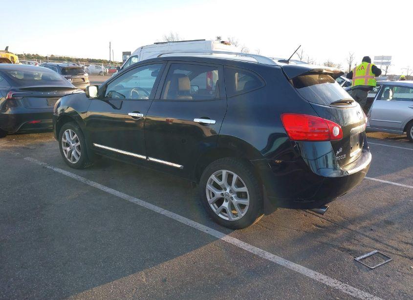 Photo 3 of 2013 Nissan Rogue SV W/SL PKG (VIN JN8AS5MV6DW138537)
