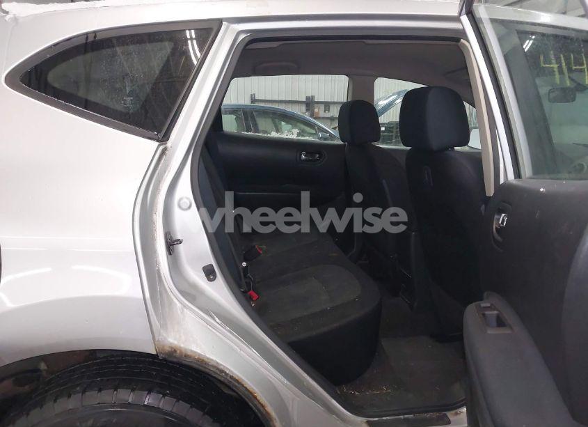 Photo 8 of 2013 Nissan Rogue S (VIN JN8AS5MV6DW614222)