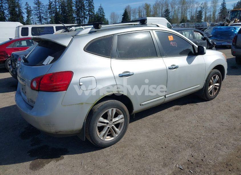 Photo 4 of 2013 Nissan Rogue SV (VIN JN8AS5MV6DW617850)