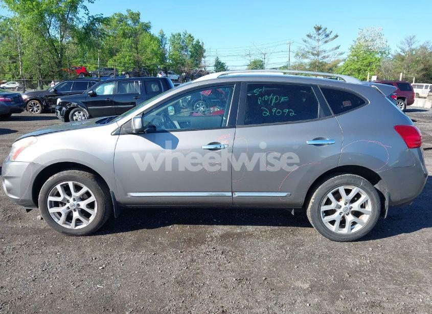 Photo 14 of 2013 Nissan Rogue SV W/SL PKG (VIN JN8AS5MV6DW626385)