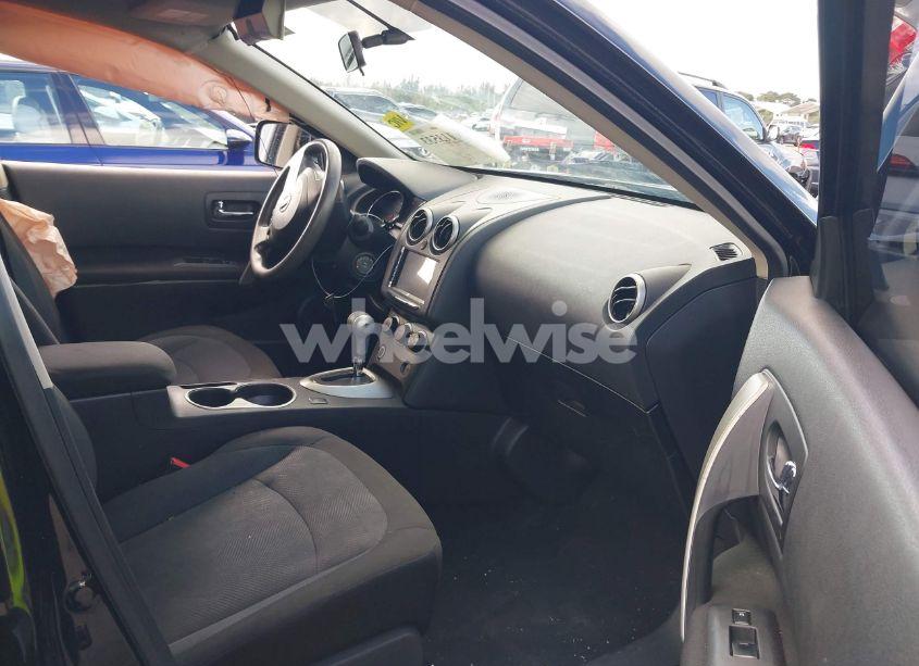 Photo 5 of 2013 Nissan Rogue S (VIN JN8AS5MV6DW628296)