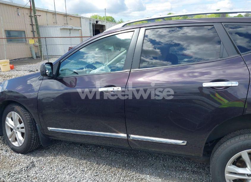 Photo 14 of 2013 Nissan Rogue SV (VIN JN8AS5MV6DW632610)