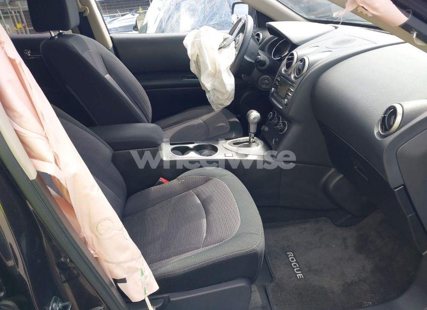 Photo 5 of 2013 Nissan Rogue SV (VIN JN8AS5MV6DW632610)