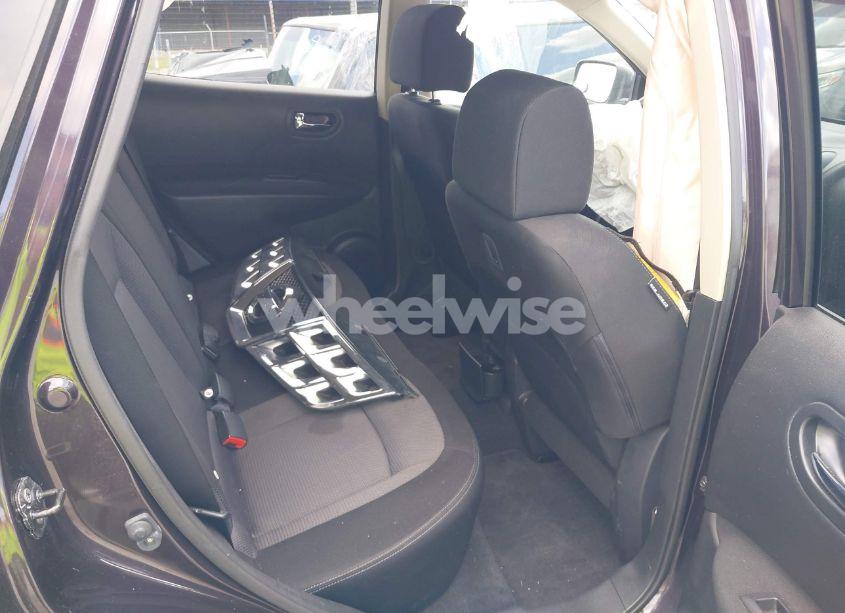 Photo 8 of 2013 Nissan Rogue SV (VIN JN8AS5MV6DW632610)