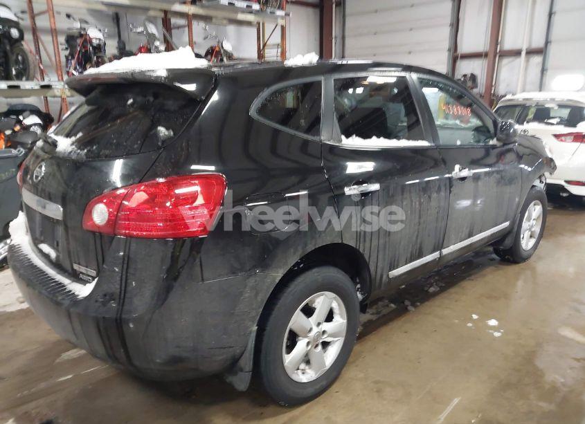 Photo 4 of 2013 Nissan Rogue S (VIN JN8AS5MV6DW635555)