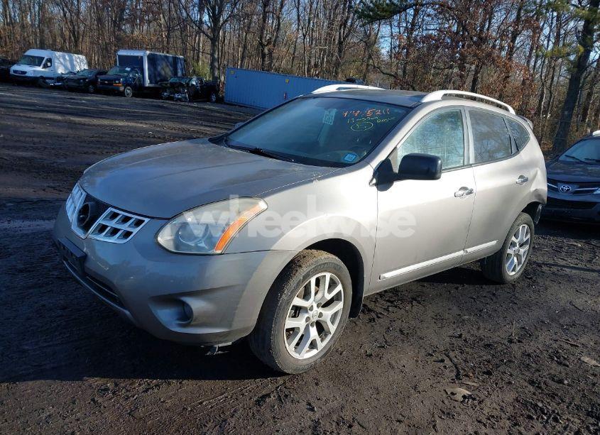 Photo 2 of 2013 Nissan Rogue SV W/SL PKG (VIN JN8AS5MV6DW653277)