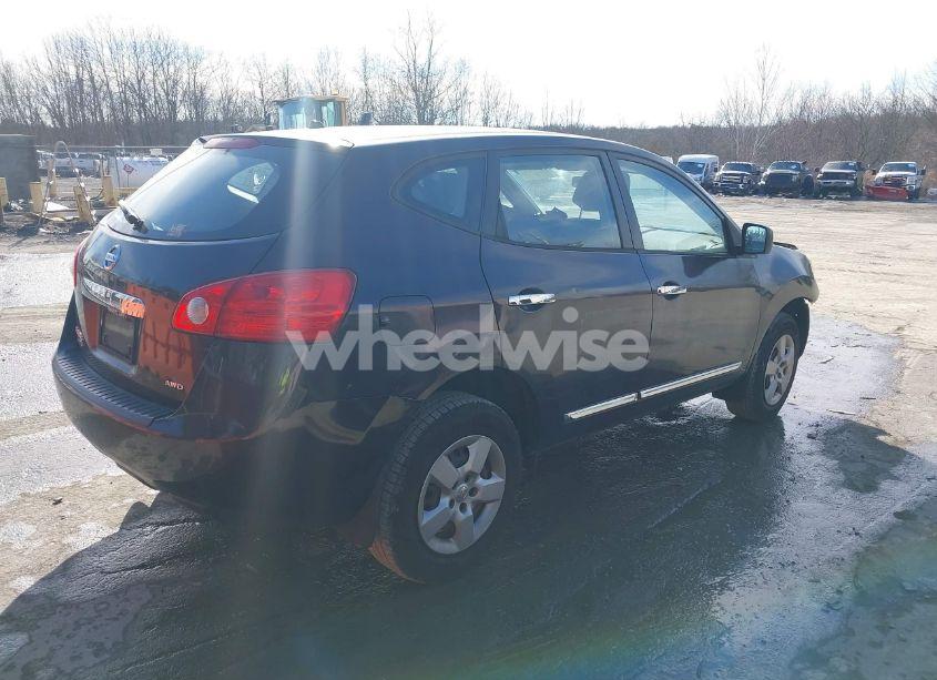 Photo 4 of 2014 Nissan Rogue SELECT S (VIN JN8AS5MV6EW202884)