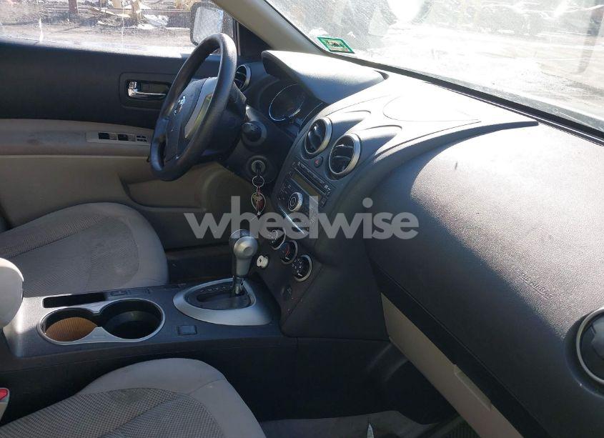 Photo 5 of 2014 Nissan Rogue SELECT S (VIN JN8AS5MV6EW202884)