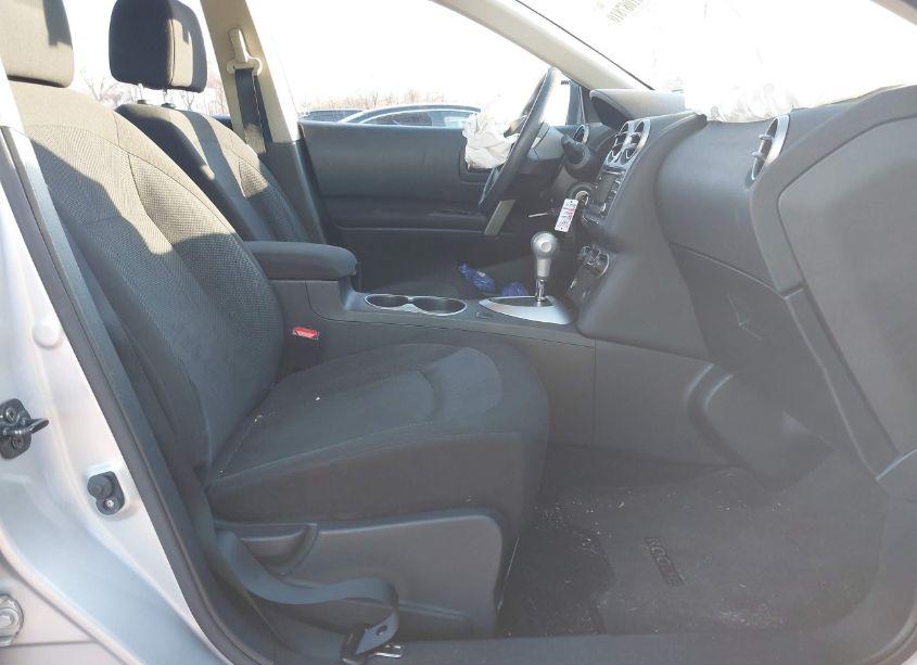 Photo 5 of 2014 Nissan Rogue SELECT S (VIN JN8AS5MV6EW707095)