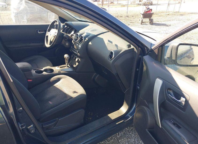 Photo 5 of 2014 Nissan Rogue SELECT S (VIN JN8AS5MV6EW713463)