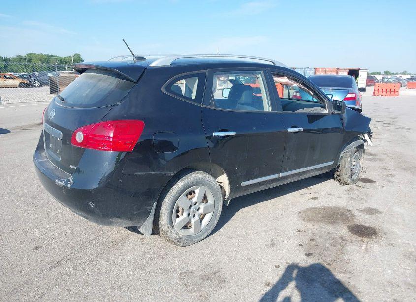 Photo 4 of 2014 Nissan Rogue SELECT S (VIN JN8AS5MV6EW721384)