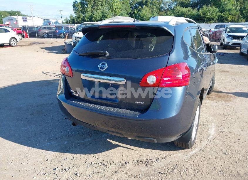 Photo 4 of 2015 Nissan Rogue SELECT S (VIN JN8AS5MV6FW250886)