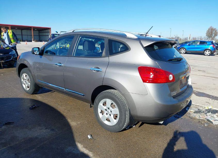 Photo 3 of 2015 Nissan Rogue SELECT S (VIN JN8AS5MV6FW253769)