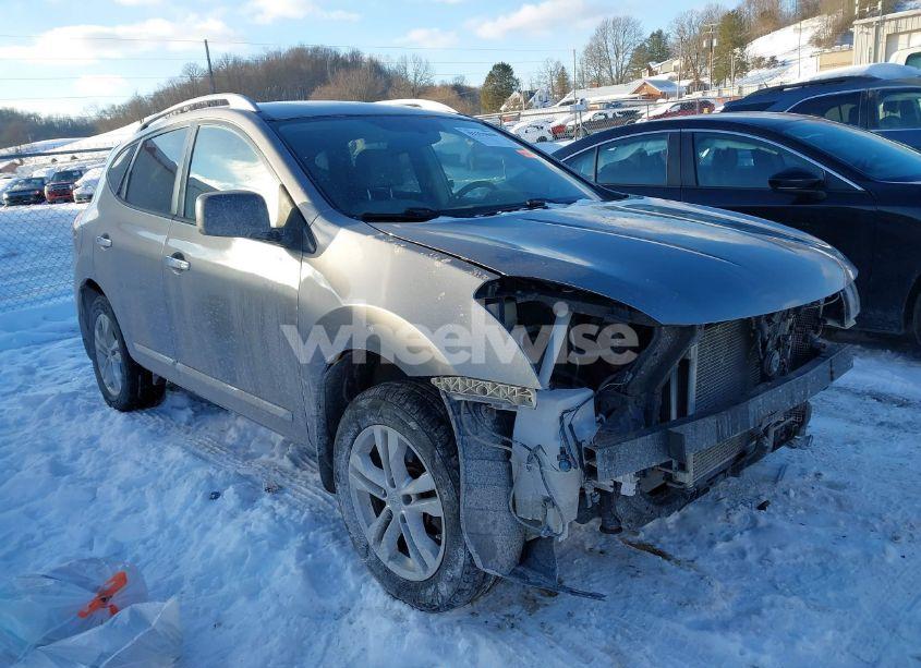 2015 Nissan Rogue SELECT (VIN JN8AS5MV6FW258812) main photo