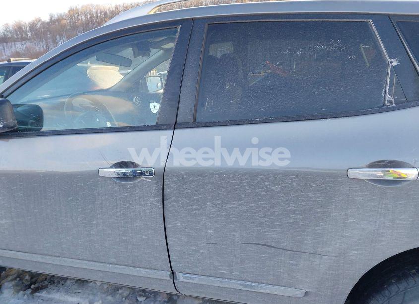 Photo 14 of 2015 Nissan Rogue SELECT (VIN JN8AS5MV6FW258812)