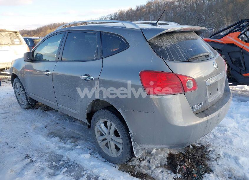 Photo 3 of 2015 Nissan Rogue SELECT (VIN JN8AS5MV6FW258812)