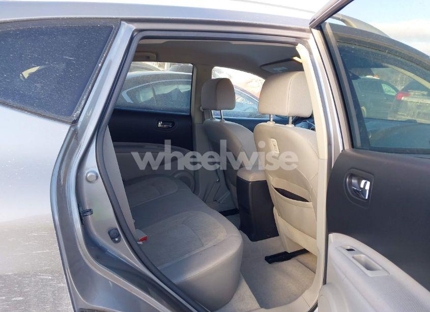 Photo 8 of 2015 Nissan Rogue SELECT (VIN JN8AS5MV6FW258812)