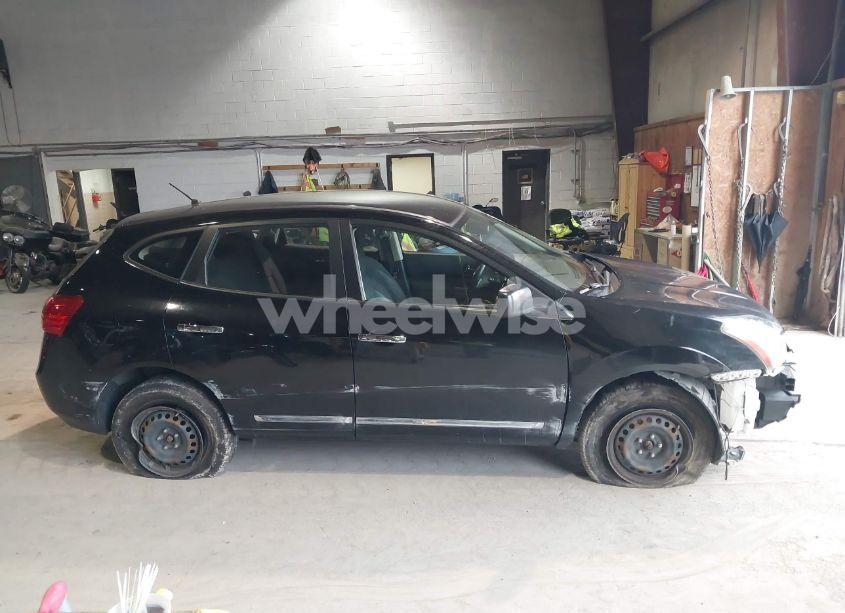 Photo 13 of 2015 Nissan Rogue SELECT S (VIN JN8AS5MV6FW751275)