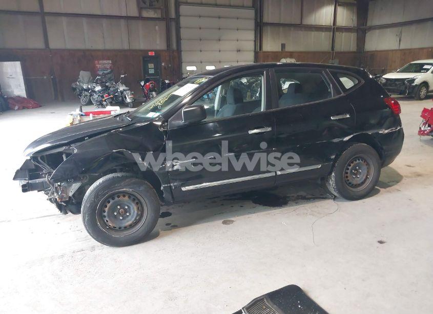 Photo 2 of 2015 Nissan Rogue SELECT S (VIN JN8AS5MV6FW751275)