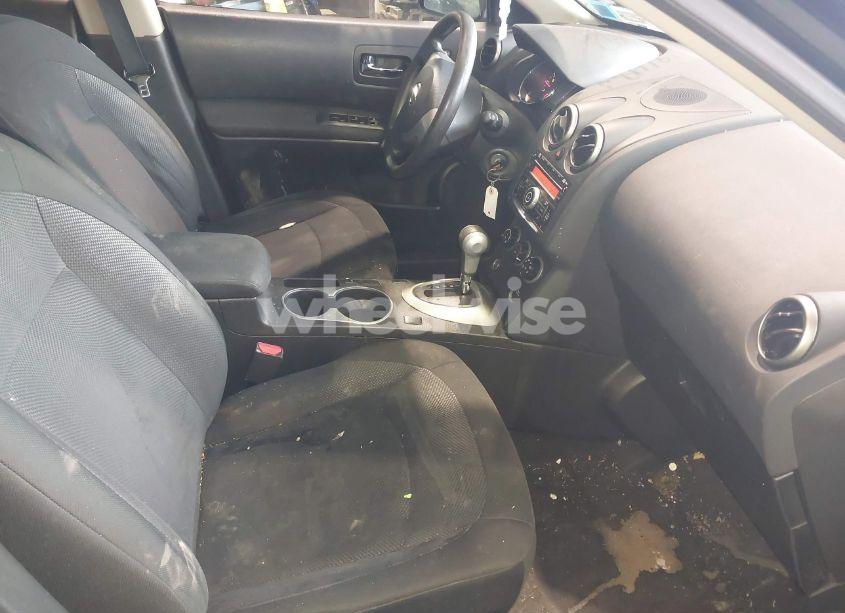 Photo 5 of 2015 Nissan Rogue SELECT S (VIN JN8AS5MV6FW751275)