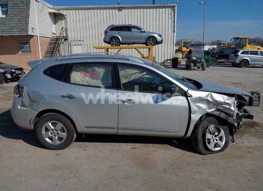 Photo 14 of 2015 Nissan Rogue SELECT S (VIN JN8AS5MV6FW759876)