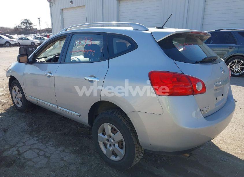 Photo 3 of 2015 Nissan Rogue SELECT S (VIN JN8AS5MV6FW759876)