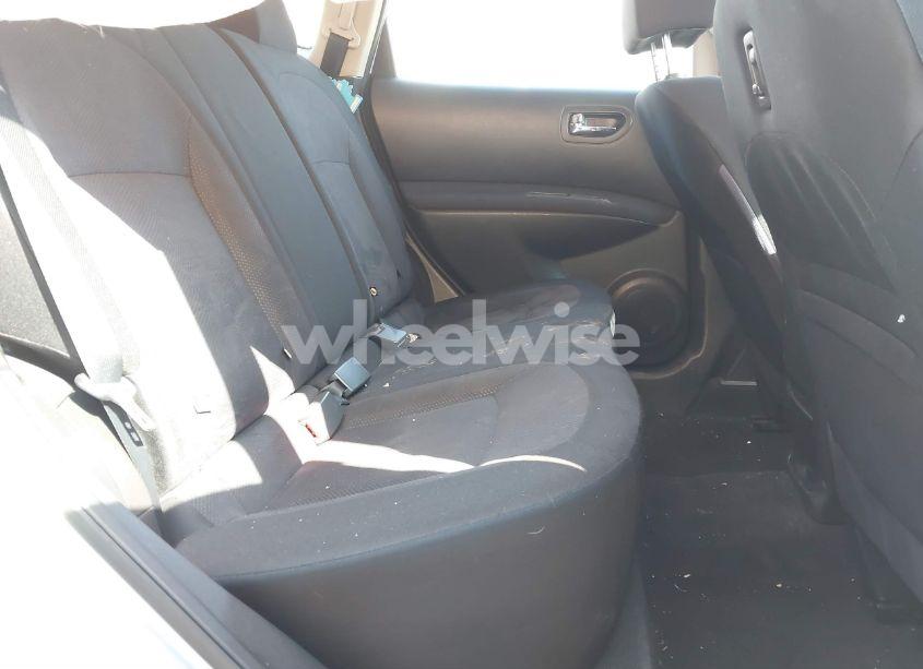 Photo 8 of 2015 Nissan Rogue SELECT S (VIN JN8AS5MV6FW759876)