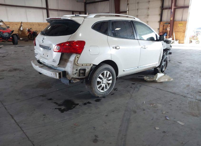 Photo 4 of 2015 Nissan Rogue SELECT S (VIN JN8AS5MV6FW761482)