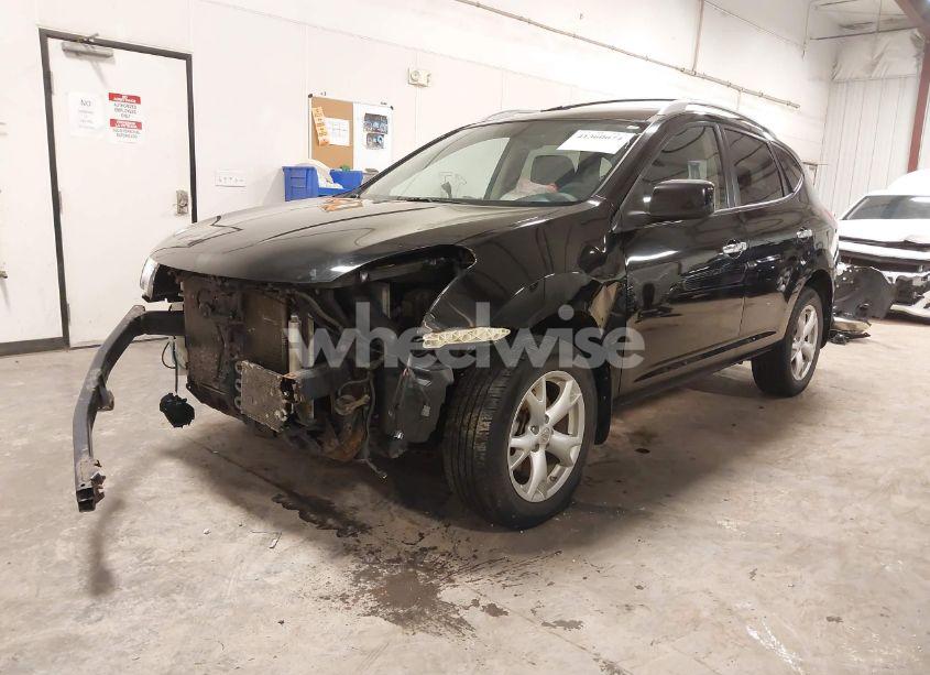Photo 2 of 2010 Nissan Rogue SL (VIN JN8AS5MV7AW102352)