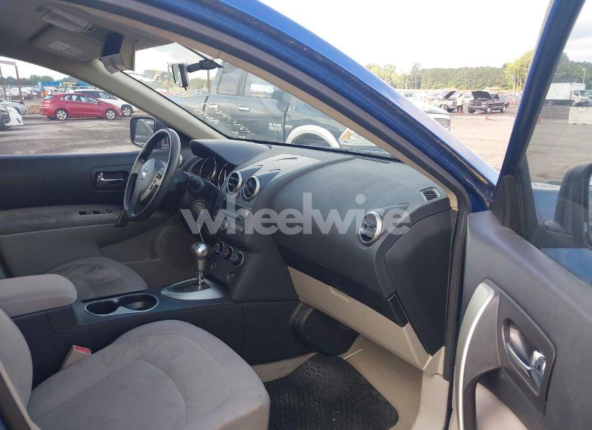 Photo 5 of 2010 Nissan Rogue S (VIN JN8AS5MV7AW117210)