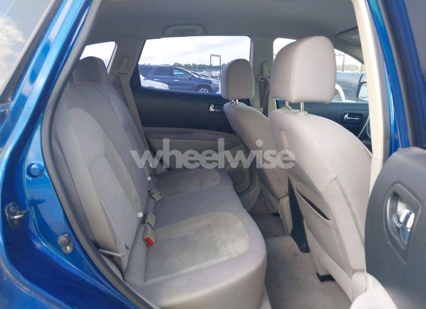 Photo 8 of 2010 Nissan Rogue S (VIN JN8AS5MV7AW117210)